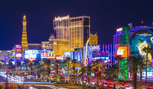 Thành phố Las Vegas luôn rực rỡ ánh đèn là thiên đường giải trí và tham quan của nhiều du khách. - thành phố Las Vegas ở Nevada - dulichhoanmy.com