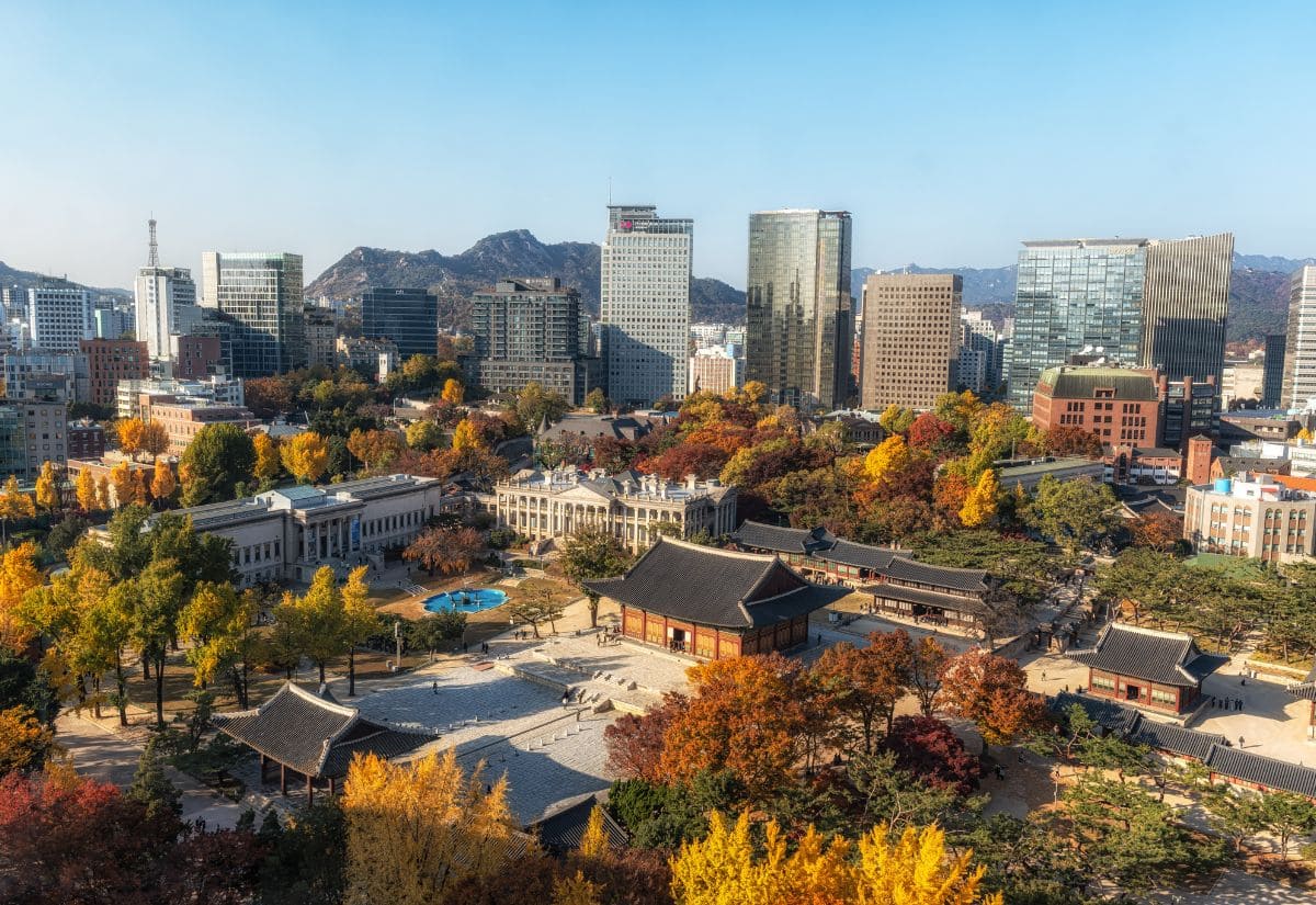 Tháp Namsan có gì hấp dẫn? Các hoạt động thú vị tại Tháp Namsan Hàn Quốc 12 Deoksugung