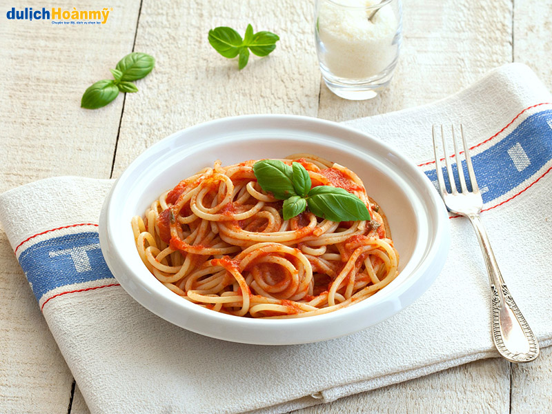 Mì ý hay spaghetti là món ngon nước Ý được đón nhận trên toàn thế giới