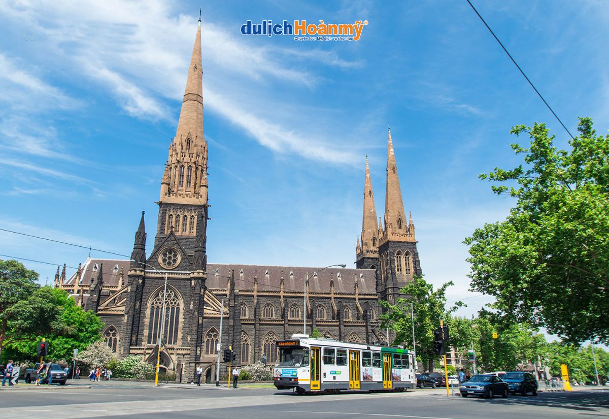 Du lịch Melbourne: Khám phá thành phố đáng sống nhất thế giới 4 Nhà thờ Thánh Patrick