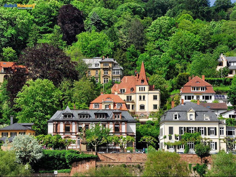 Khách sạn view sông Neckar - điểm nghỉ ngơi được nhiều du khách chọn lựa