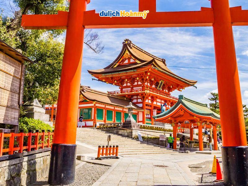 Đền thờ Fushimi Inari Taisha - Điểm du lịch văn hóa, tâm linh Nhật Bản 17 tour du lich nhat ban