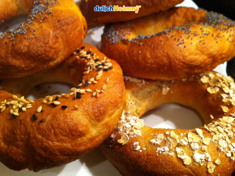 Bánh mì vòng Bagel Bánh mì vòng Bagel