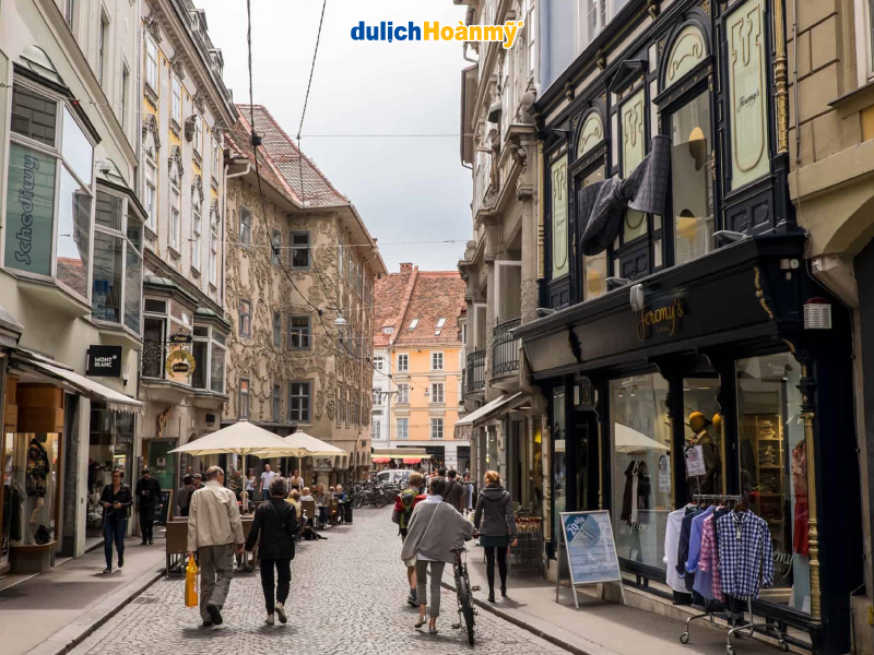Khu phố cổ Graz – Di sản văn hóa giữa lòng Áo Khu phố cổ Graz – Di sản văn hóa giữa lòng Áo