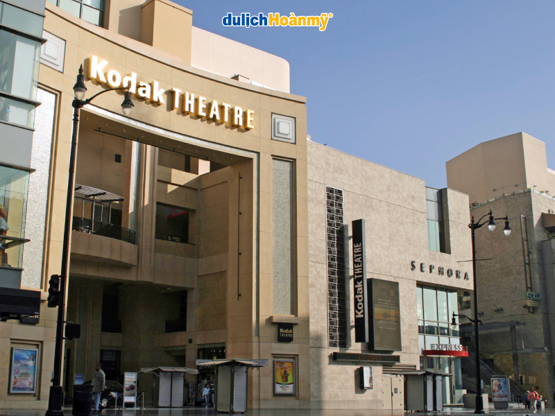 Nhà hát Dolby lúc đầu gọi là nhà hát Kodak Nhà hát Dolby lúc đầu gọi là nhà hát Kodak