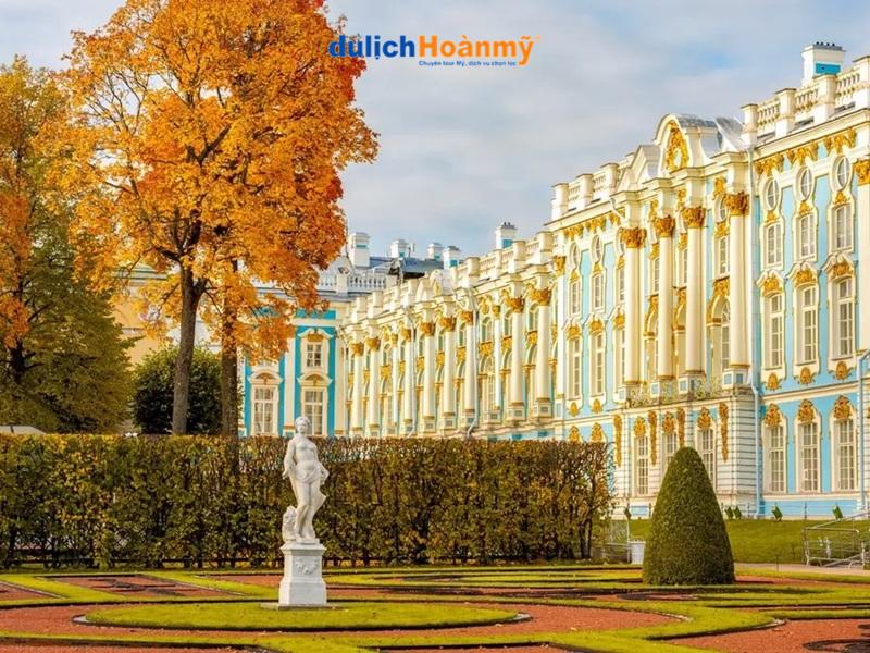 Nikolaevsky Palace