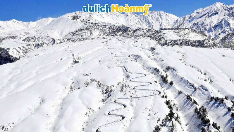 Chinh phục cung đường tuyết Tateyama cùng Du lịch Hoàn Mỹ