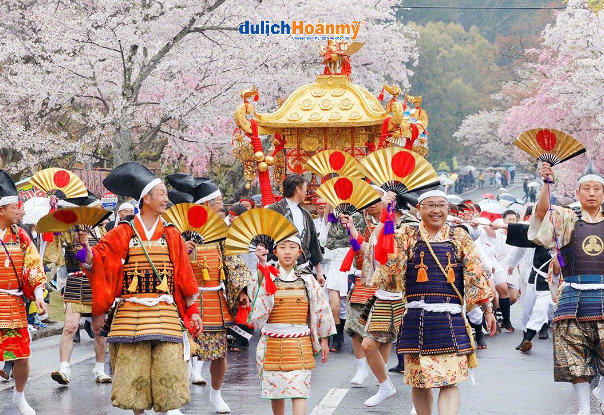 Lễ hội hoa anh đào Hanami Nhật Bản: Nguồn gốc, thời gian và điểm ngắm 3 Lễ hội Hanami