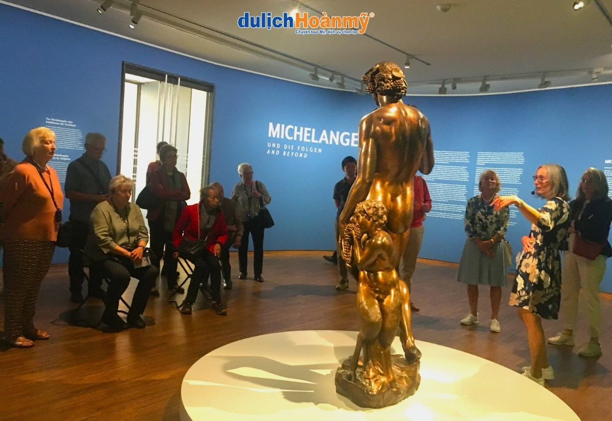 Du lịch Vienna: Khám phá trái tim văn hóa châu Âu 13 Michelangelo