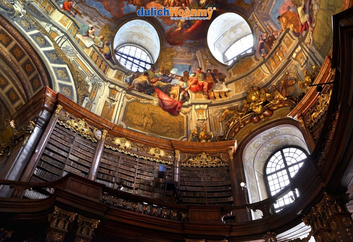 Du lịch Vienna: Khám phá trái tim văn hóa châu Âu 12 Thư viện Quốc gia Áo