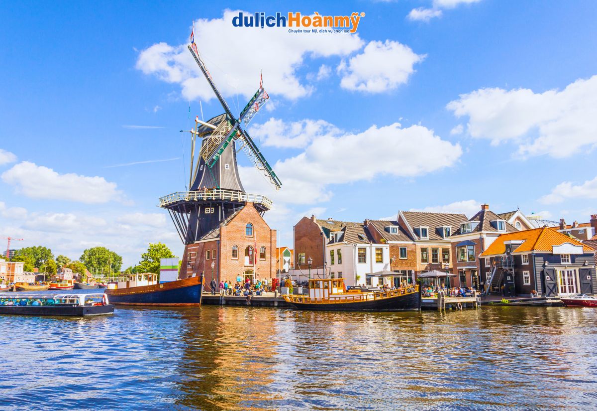 Top 11 cảnh đẹp Hà Lan không nên bỏ lỡ khi đi du lịch 8 Phố cổ yên bình Haarlem