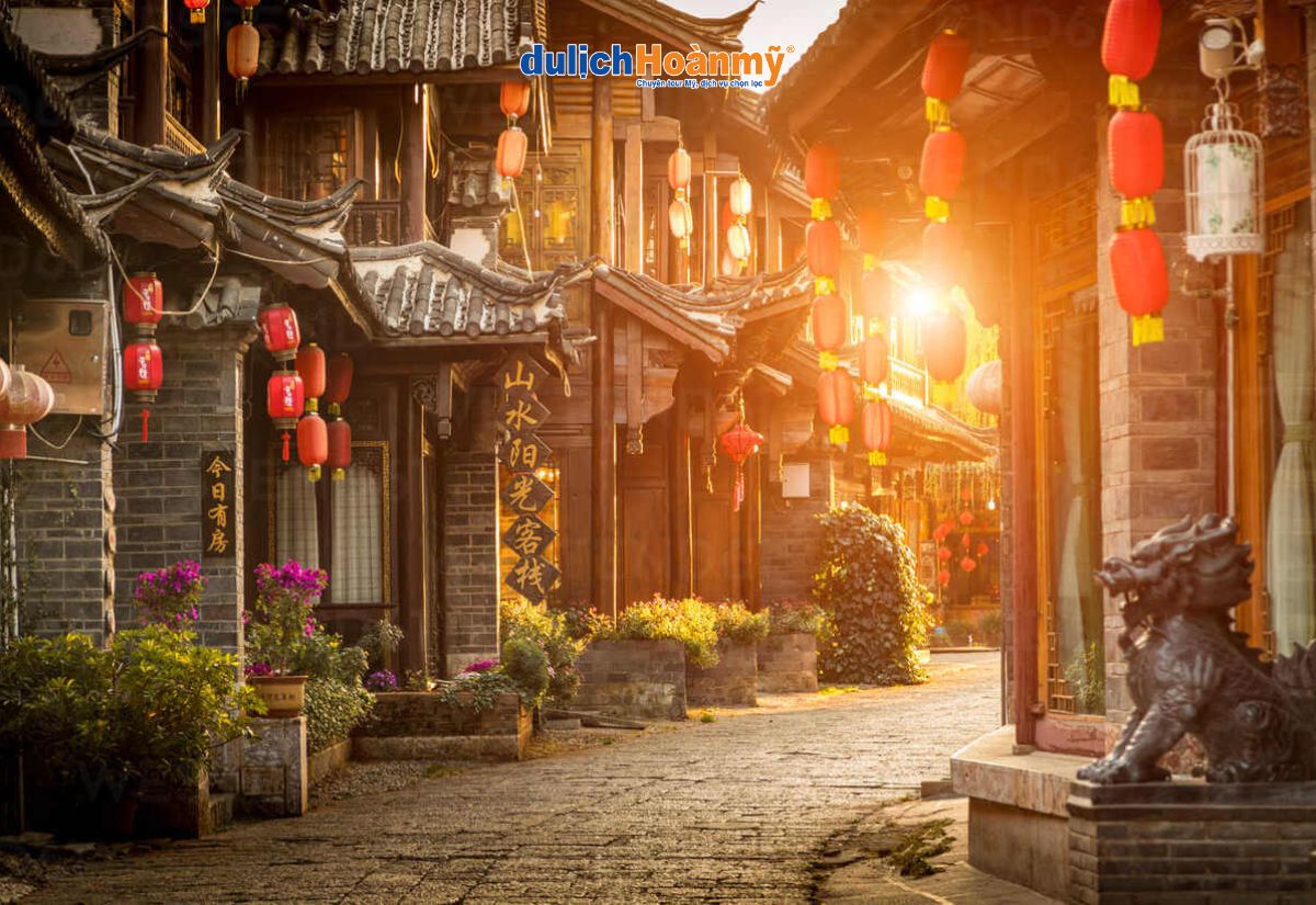Top 10 cảnh đẹp Trung Quốc không thể bỏ lỡ khi du lịch 6 Lệ Giang cổ trấn