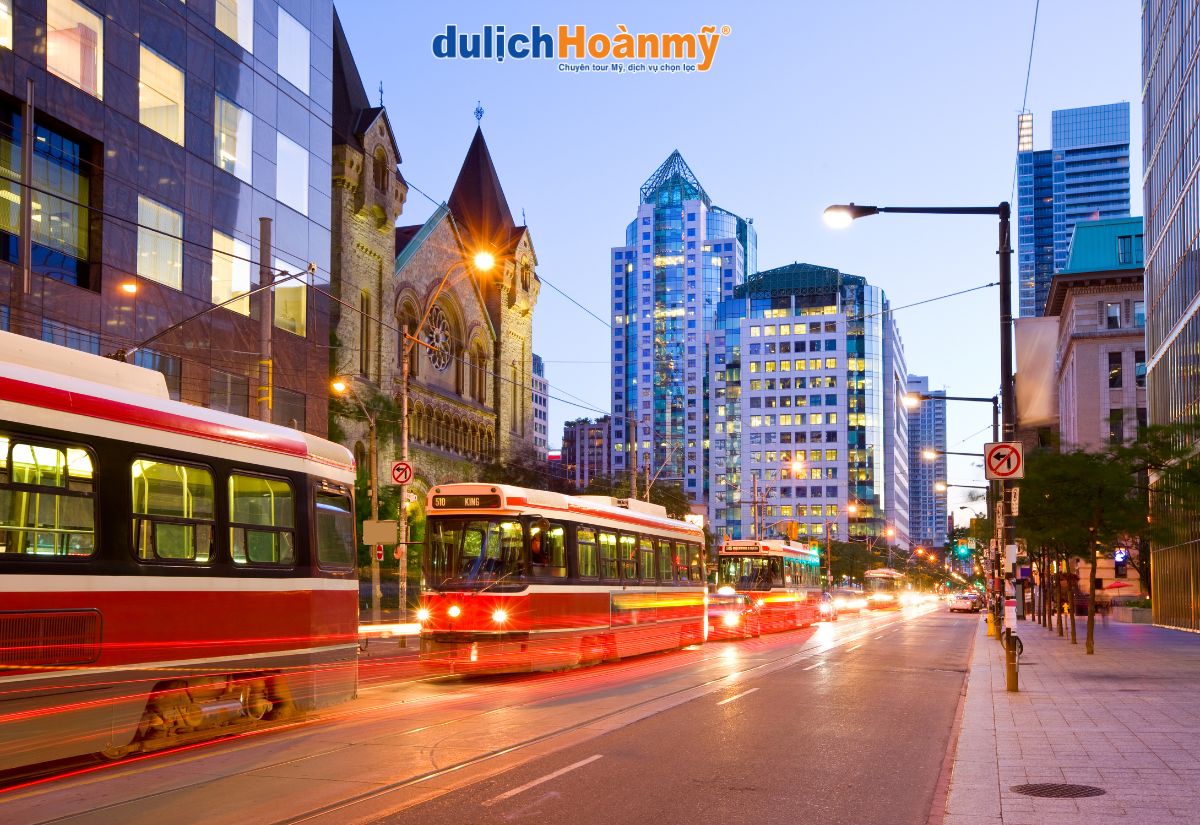 Chi phí du lịch Canada bao nhiêu tiền? Dự toán ngân sách 2026 3 chi phí di chuyển