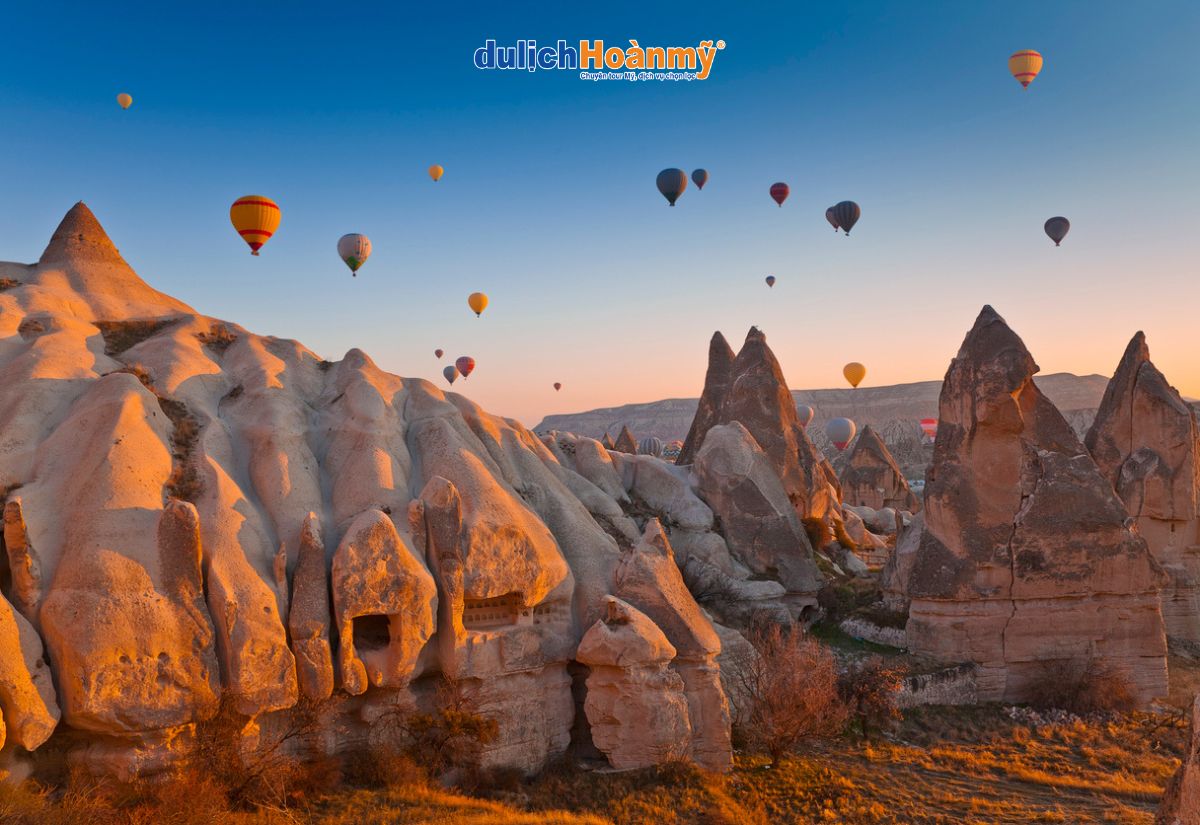Top 10 Địa điểm du lịch Thổ Nhĩ Kỳ nhất định phải đi một lần 2 cappadocia