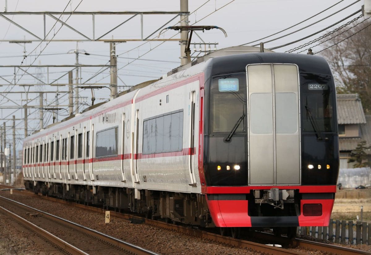 Du lịch Nagoya - Kinh nghiệm từ A–Z cho chuyến đi hoàn hảo 2026 4 Tàu tốc hành của Meitetsu