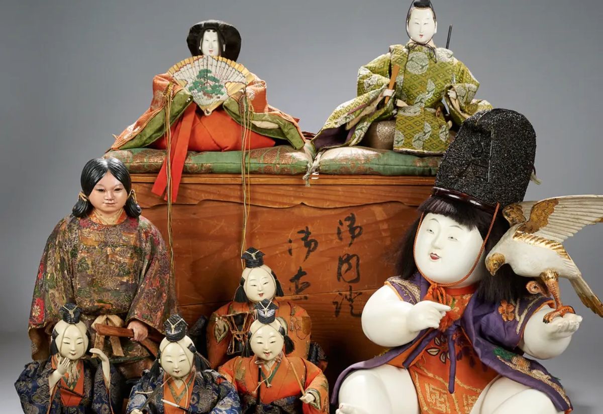 Búp bê Kokeshi và Daruma – biểu tượng văn hóa truyền thống của Nhật Bản