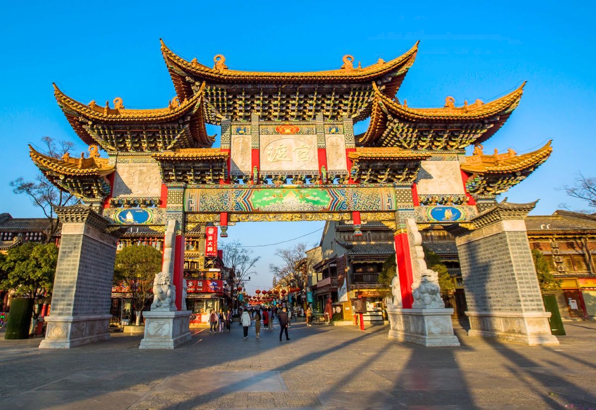 Côn Minh Trung Quốc - Thành phố mùa xuân với vẻ đẹp quanh năm của Vân Nam 6 Phố cổ Quan Độ lưu giữ nét đẹp hơn một thiên niên kỷ.