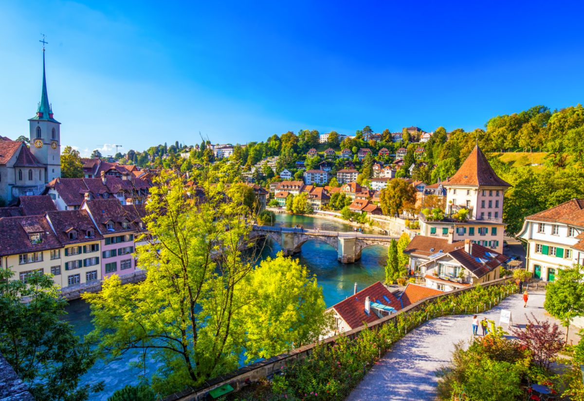 Du lịch Bern - Cẩm nang khám phá thủ đô cổ kính của Thụy Sĩ 9 Bern tươi mới và rực rỡ trong mùa xuân