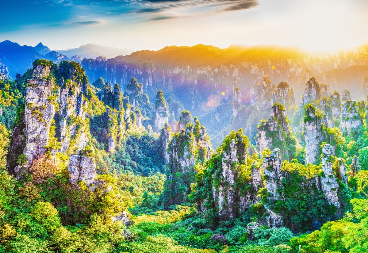 Trương Gia Giới Trung Quốc - Cẩm nang du lịch và các cảnh đẹp nổi tiếng 2 Trương Gia Giới mỗi mùa với một vẽ đẹp riêng