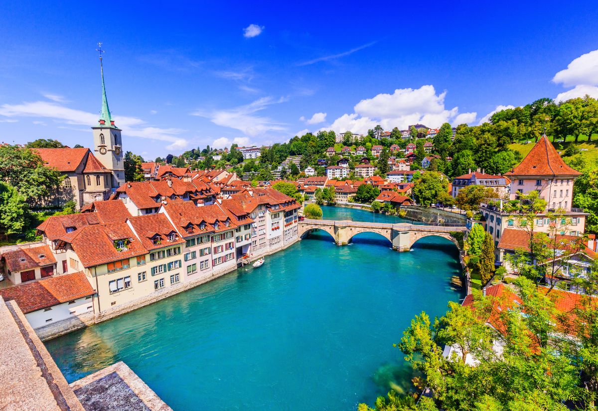 Du lịch Bern - Cẩm nang khám phá thủ đô cổ kính của Thụy Sĩ 1 thủ đô bern