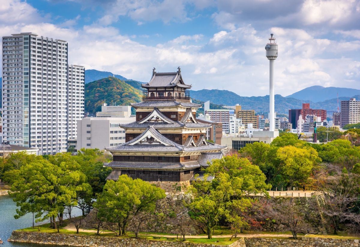 Du lịch Hiroshima - Khám phá thành phố hòa bình của Nhật Bản 6 Lâu đài Hiroshima
